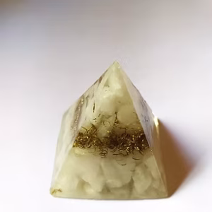 Orgonito de Cuarzo Blanco